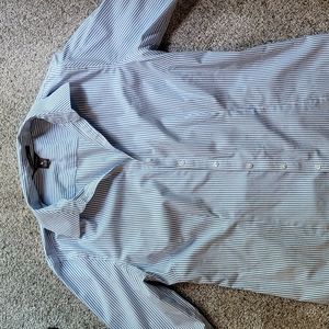 Eddie Bauer Medium Wrinkle Free Slim Fit Blue and White Pin Stripped Dress Shirt